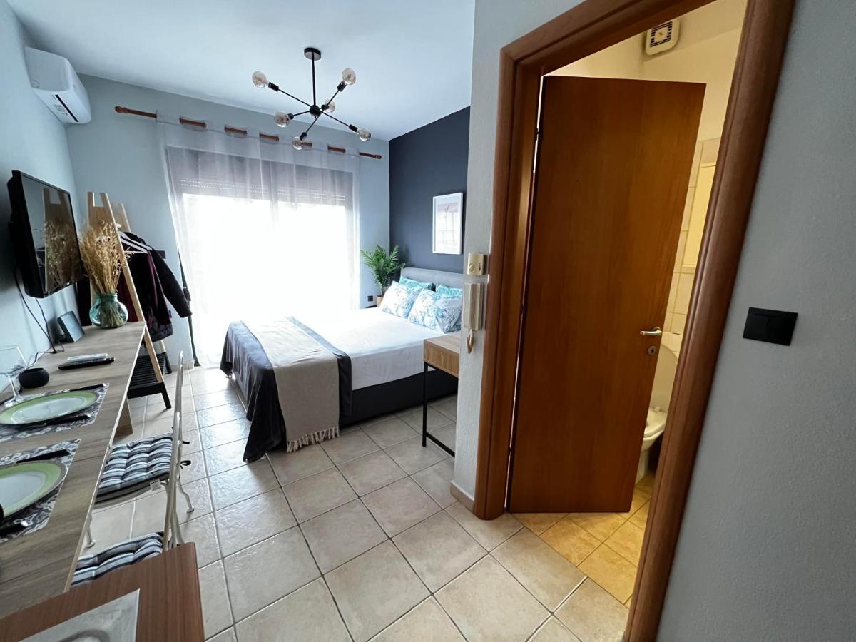 B6 Coquette Appartement Néa Khilí Buitenkant foto
