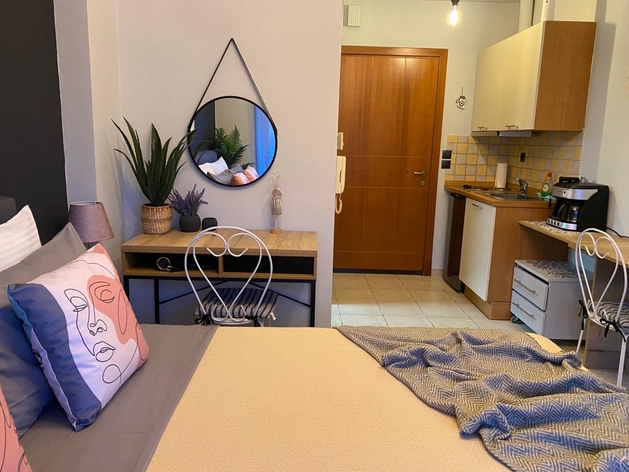 B6 Coquette Appartement Néa Khilí Buitenkant foto